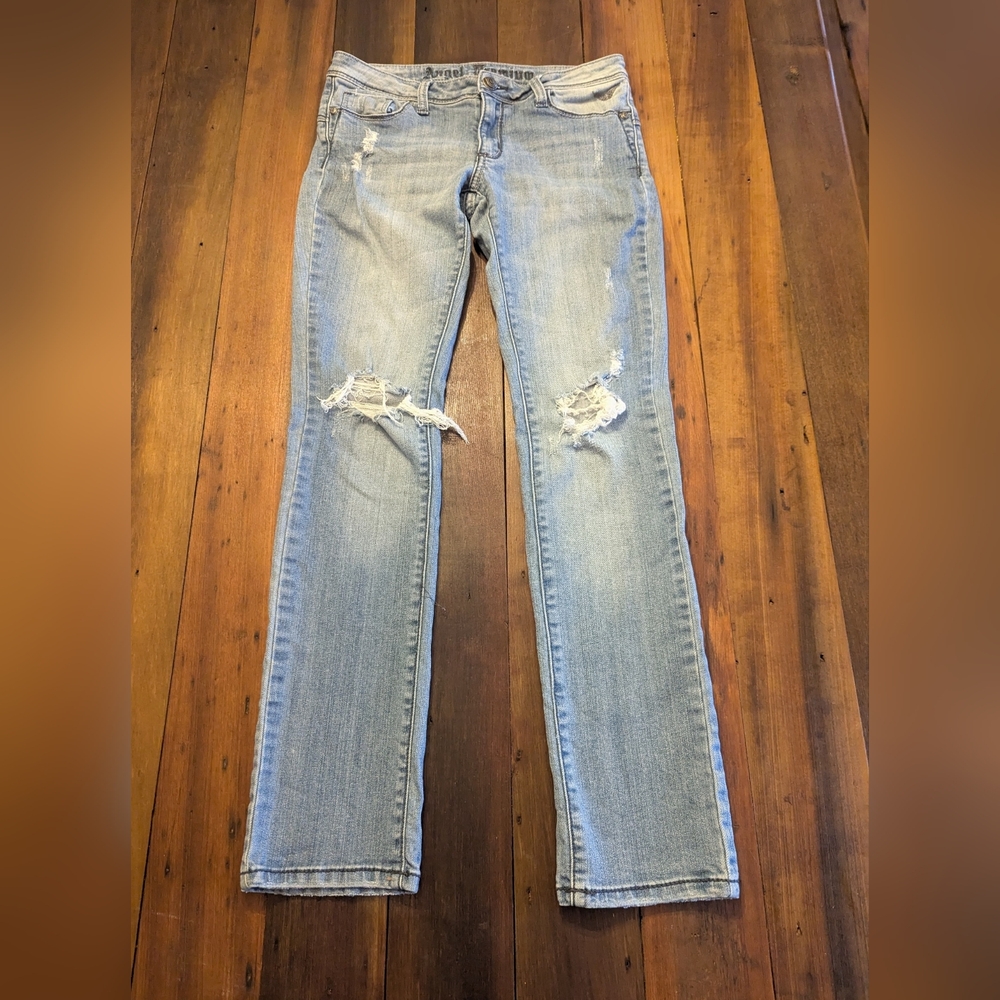 Angel‎ Premium Jeans Size 27 Light Wash Style: S21520 Distressed Embroidery